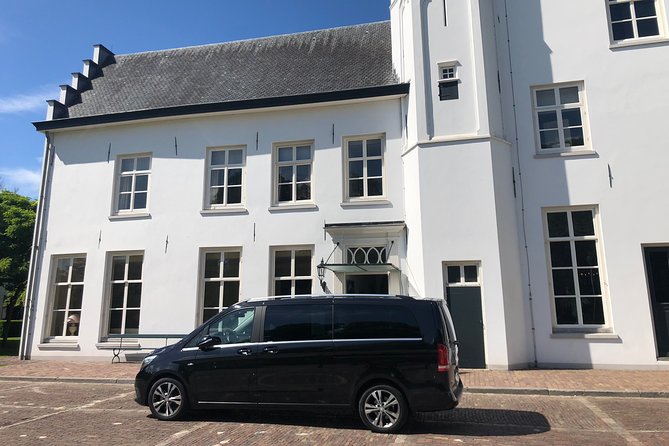 1-15 persons Taxi or Bus Transfer Amsterdam in Amsterdam City - The Experience of a Chauffeured Ride in Amsterdam