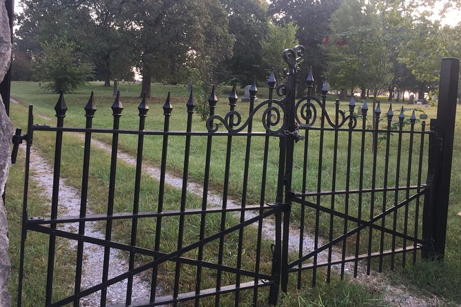 1.5-Hour Cemetery Ghost Hunt in Chattanooga - Flexibility and Cancellation Policy