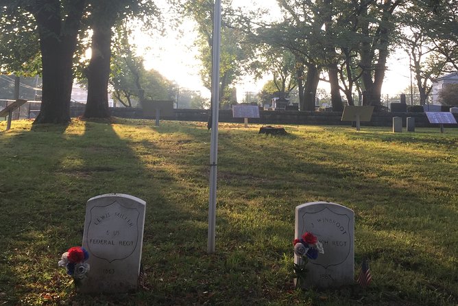 1.5-Hour Cemetery Ghost Hunt in Chattanooga - Who Should Consider This Tour?