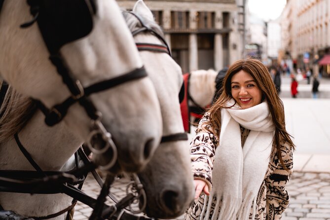1.5 Hour Cinematic Style Portrait Photoshoot and Tour in Vienna - The Green Serenity of Volksgarten