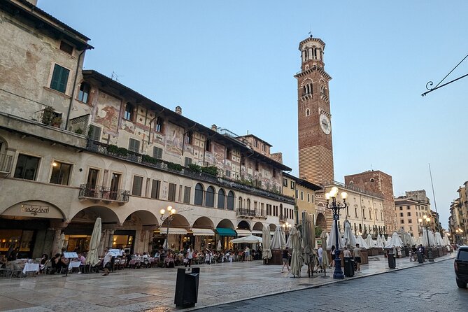 1.5 Hour Food Tour in Verona with Tastings and Sightseeing - Key Points