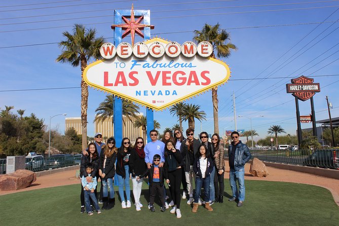 1.5-Hour Las Vegas Strip Limo Tour with Champagne and Photographs - The Cost: Flat-Rate Pricing and Value