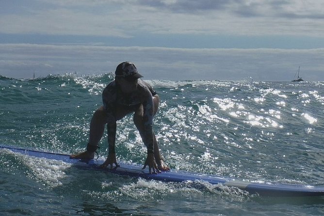1.5-Hour Private Surfing Lesson in Honolulu - Transition to Water: Catching Waves with Certified Guidance