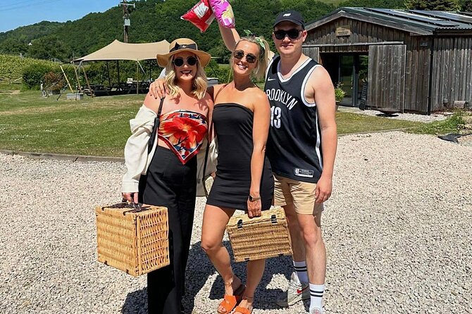 1.5-Hour Swanaford Vineyard Tour And Tasting Experience - Wine Tasting in the Barn: Varietals and Production