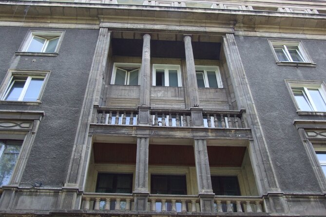 1.5h Crazy Guides' Communism Tour of Nowa Huta in Classic Car - How This Tour Stands Out from Others in Krakow