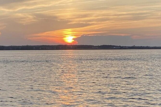 1.5hr Harbour Experience on North America's LARGEST solar boat! - Comfort and Convenience Onboard