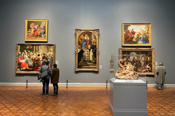 #1 Art Institute of Chicago Skip-the-Line Exclusive Guided Tour - A Well-Valued Cultural Experience at the Art Institute