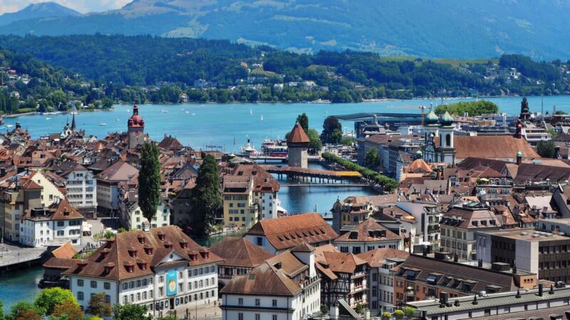1 Day, 3 Swiss Peaks: Cable Cars, Funiculars & Lake Cruise - Scenic Lake Cruise and Evening Atmosphere in Lucerne