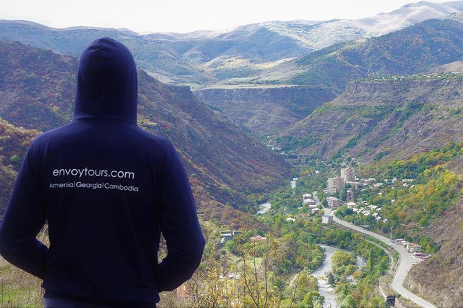 1 Day detour to Armenia from Tbilisi & Local family lunch - Discovering the Akhtala Fortress and Church: Ancient Frescoes and Ruins