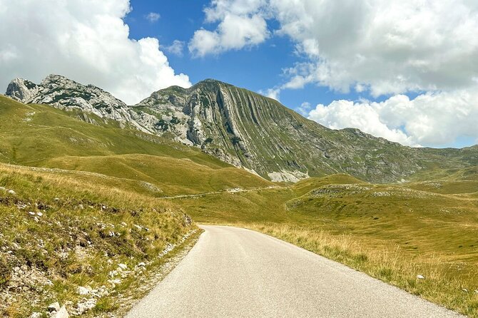 1-Day Montenegro Hiking Tour to Durmitor National Park - The Durmitor National Park Hike: Key Highlights