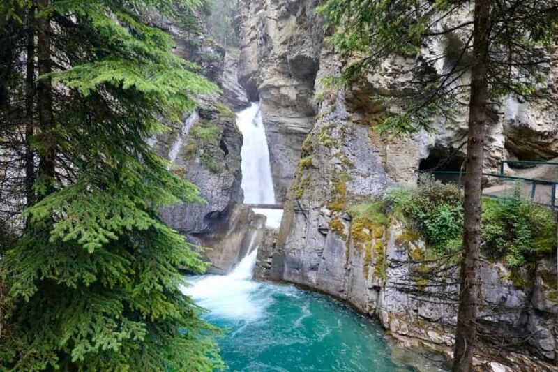 1-Day Private Premium Banff Tour: Lakes, Falls and More - Exploring Banff Town and Shopping Opportunities