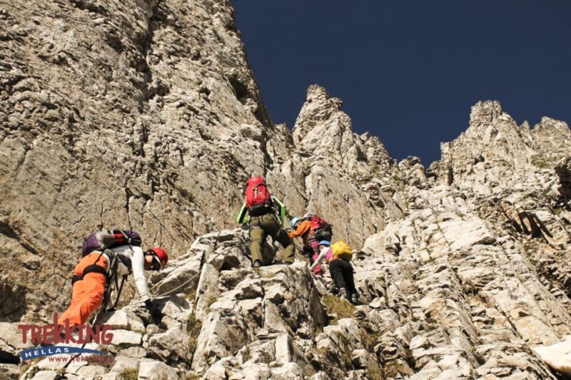 1 Day summit Olympus - The Experience: Guided Support and Scenic Highlights