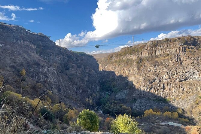 1 Day Tour in Dashbashi Canyon - Walking through the Canyon: Hikes and Scenic Walks
