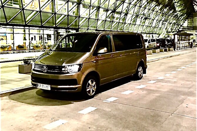 1 DAY Tours - Auschwitz and Salt Mine - Shared transport+tickets - The Significance of Expert Guides and Well-Organized Visits