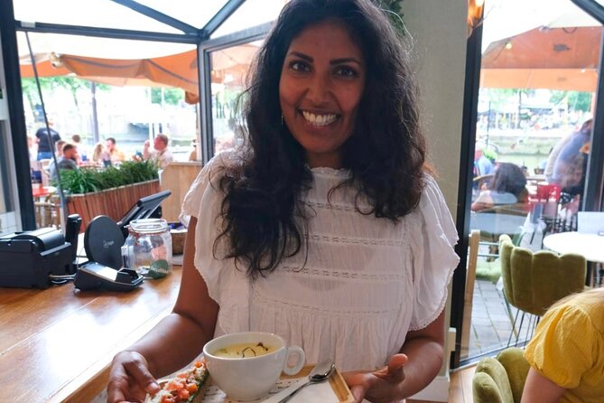 #1 Food Tour in Rotterdam: Eat & Enjoy with a Local Guide - Why the Rotterdam Vegan Food Tour Stands Out