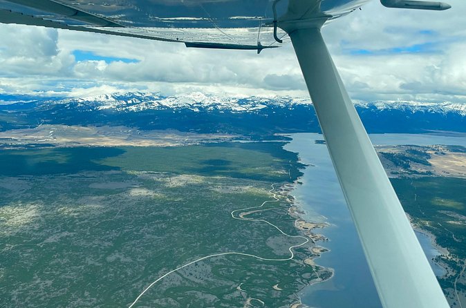 1 Hour Aerial Tour Over the Western Boundary of Yellowstone - Transparency in Booking and Cancellations