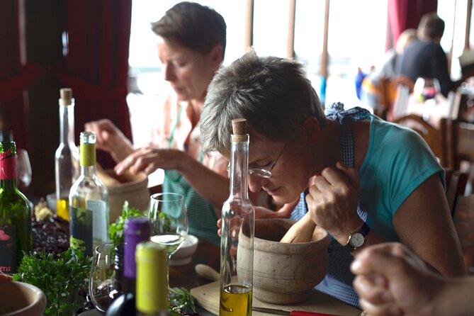 1 Hour and Half Mojo Sauce Workshop With Winery Tour - Explore a Unique Canary Islands Culinary Experience for Just $79.12