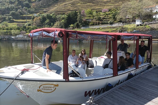 1-hour boat trip along the Douro River in Pinhão - Why Choose This Douro River Tour in Pinhão