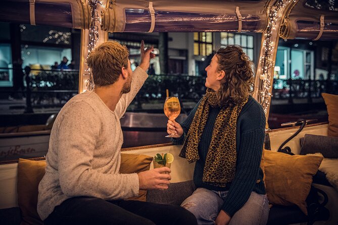 1-Hour Canal Cruise in the Evening - Practical Aspects: Booking, Timing, and Accessibility