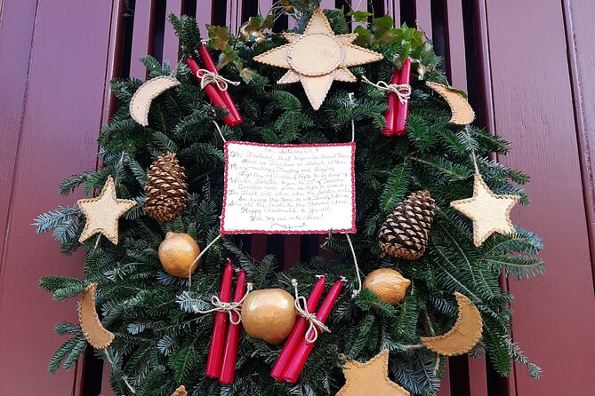 1 Hour Christmastide Walking Tour in Virginia Past and Present - How Modern Christmas Traditions Started in Virginia