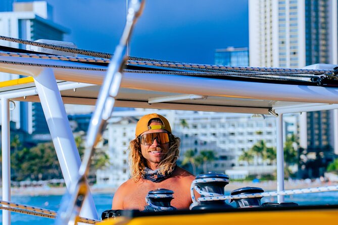 1-Hour Diamond Head Sail of Waikiki Beach - The Crew and Guide Experience