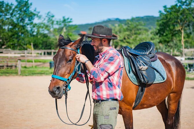 1 hour horseback ride in Valgraziosa Pisa - The Practical Aspects: Booking, Group Size, and Accessibility