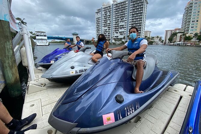 1 Hour Jet Ski Rental in Fort Lauderdale - Physical Requirements and Accessibility