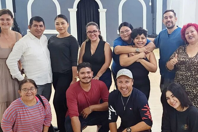 1 Hour Mazatlán Private Salsa Lesson with Partner Provided - Key Points