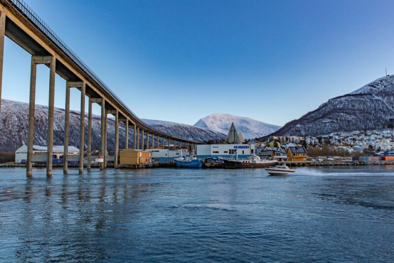 1 Hour Photo & History Cruise - Comfort and Convenience Onboard