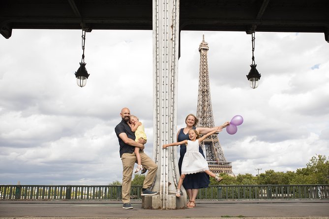 1-hour Photoshoot at the Eiffel Tower Trocadero Paris - The Experience Provider and Contact Information