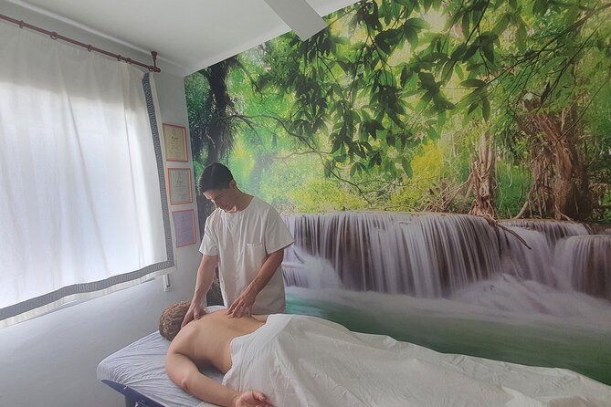 1 Hour Private Chiromassage Session in Seville - Discover a Personalized Chiromassage Experience in Seville
