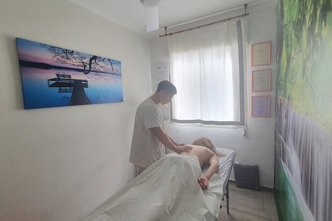 1 Hour Private Chiromassage Session in Seville - The Location and Accessibility in Seville’s Heart