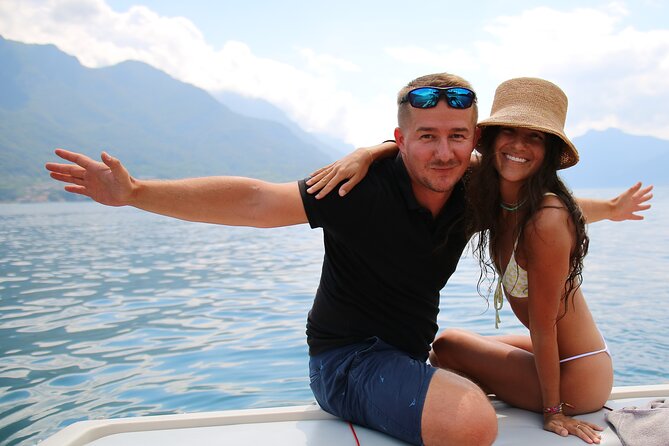 1 Hour Private Cruise on Lake Como up to 8 pax - Explore Lake Como in an Intimate Private Cruise