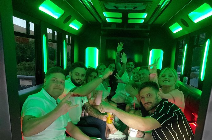 1 Hour Private Las Vegas Party Bus Tour - The Iconic Welcome to Las Vegas Sign