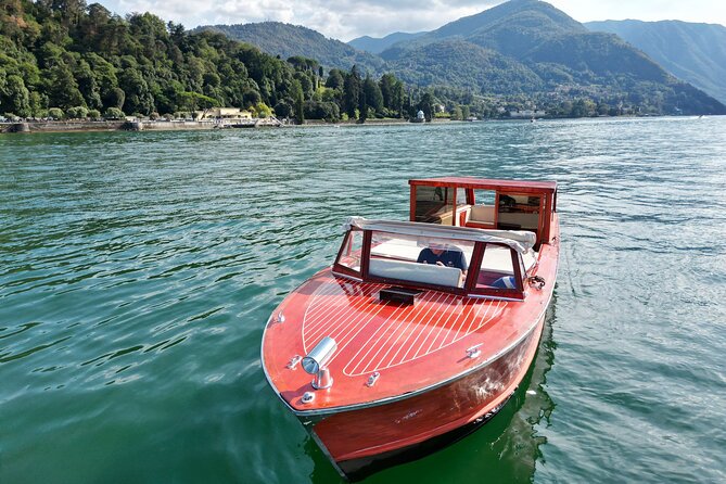 1 Hour Private Wooden Boat Tour on Lake Como 10 pax - Exploring Lake Como’s Iconic Landmarks