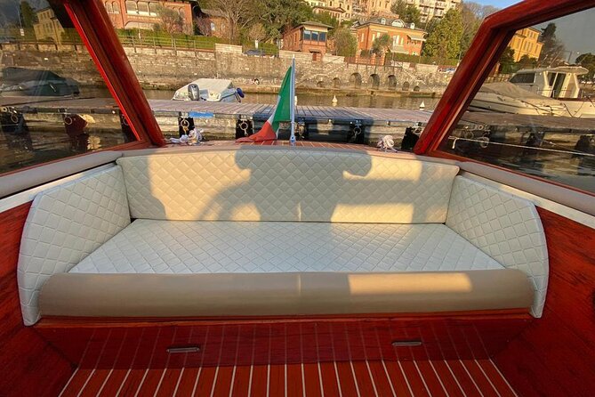 1 Hour Private Wooden Boat Tour on Lake Como 10 pax - Practical Details and Booking