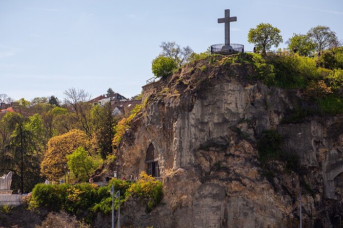 1 Hour Sightseeing Cruise in Budapest - Key Points