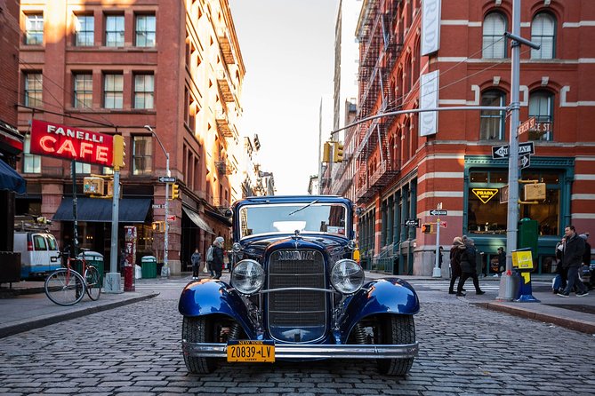 1 HR - NYC Private Classic Car Experience - Downtown - Discover New York City in a Vintage Car with a Personal Chauffeur
