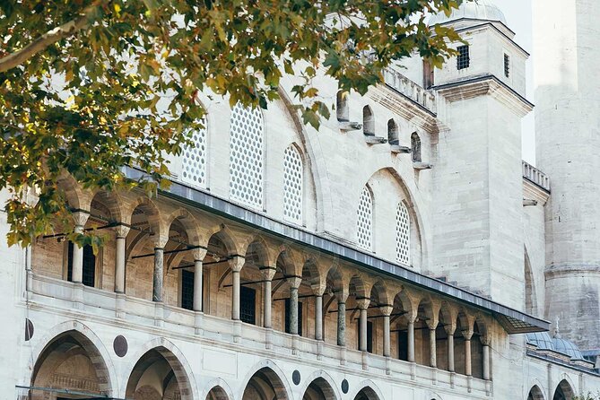 1 Istanbul Tour: Highlights, Street Food & Hidden Pearls - Hidden Gems and Authentic Shops at the Grand Bazaar