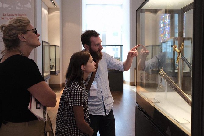 #1 Louvre & Orsay Museum Tour | Satisfaction Guarantee | 6ppl Max - The Role of Expert Guides in Enhancing the Experience