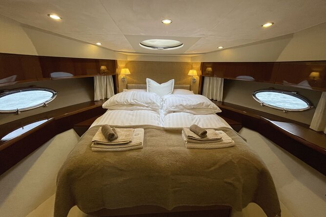 1 night Hardangerfjord Private Fjord-cruise - Exploring Folgefonna Glacier and National Park