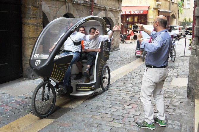 1 or 2-Hour Pedicab tour of Lyon - The Heart of Lyon: Presquîle and City Squares
