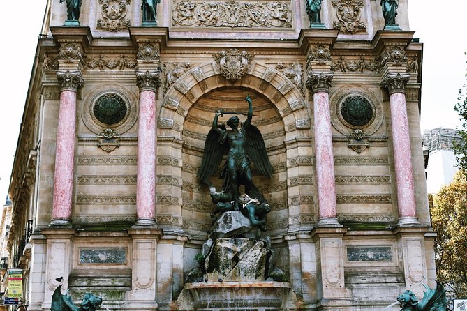 #1 Paris Latin Quarter | 100% Satisfaction Guaranteed | 12ppl Max - Fontaine Saint-Michel and Napoleon’s Urban Mark