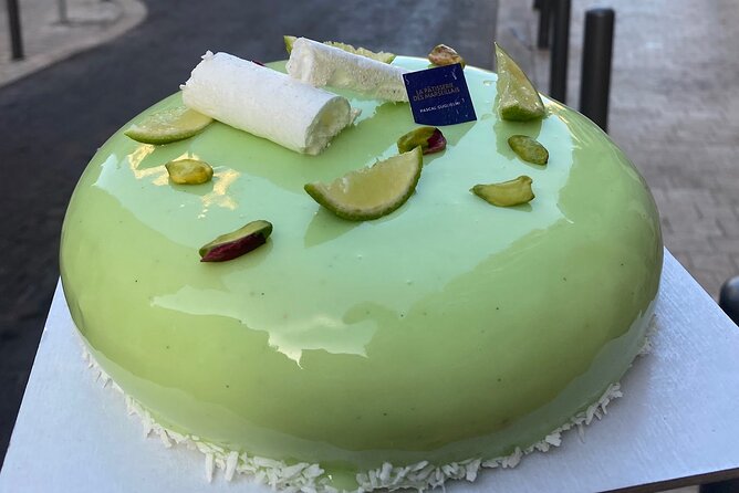 #1 Paris Pastries and Chocolate Food Tour - The Experience of a Guided Food Tour in Small Groups