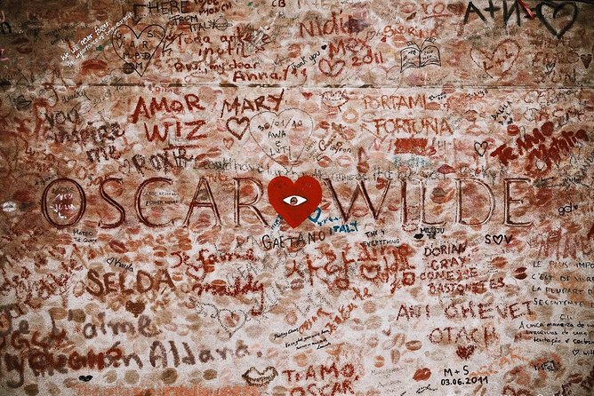 #1 Pere Lachaise Cemetery | Satisfaction Guaranteed! | 12ppl Max - The Significance of Père Lachaise’s History