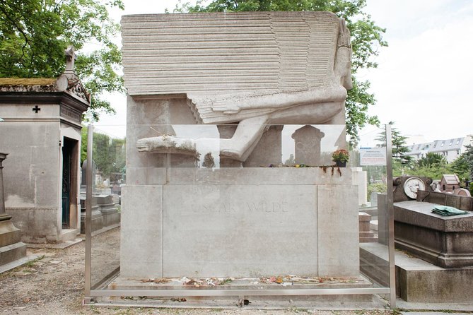 #1 Pere Lachaise Cemetery | Satisfaction Guaranteed! | 12ppl Max - Behind the Scenes With Your Knowledgeable Guide