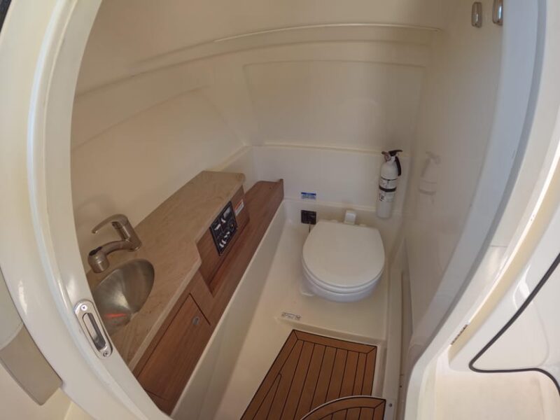 #1 Private Boat Tour and 1 Hour Free Jet Ski Rental in Miami - Viewing Miami’s Exclusive Neighborhoods from the Water