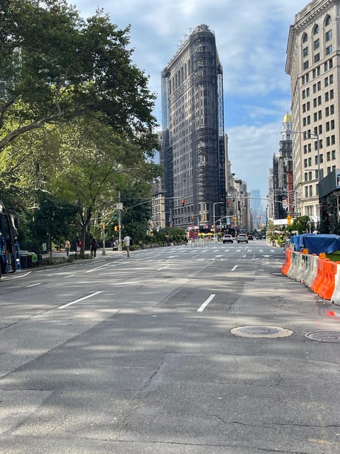 #1 Six Hour Bus Tour and Boat Ride By The Statue of Liberty - Highlights of Manhattan Landmarks and Short Walks