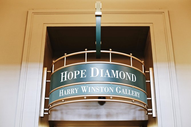 #1 Smithsonian Natural History + American History Museum Tour - Highlights of the Smithsonian Natural History Museum