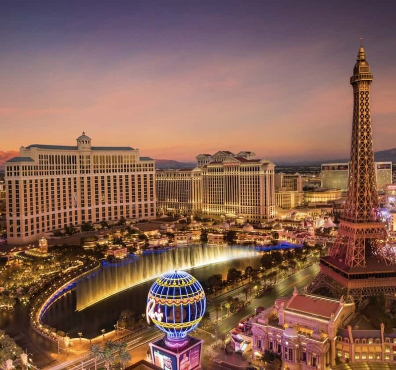 #1 Vegas Club Crawl with Party Bus, Free Drinks & VIP Entry - Logistics: Meeting Point and Group Size